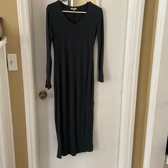 *CLOSET CLOSING* Anthropologie Bordeaux Hunter Green maxi dress - Picture 2 of 5